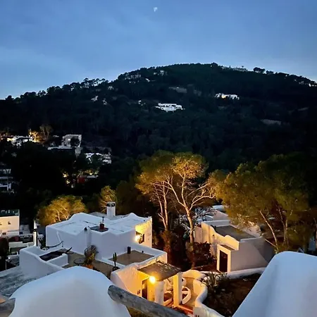Ibiza Style Views From Terraces 1-bed House Holiday home *